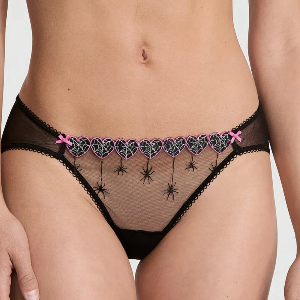 PINK VS Wink Cheeky Spider Web Heart Embroidery Mesh. Black. Size M - Picture 1 of 5
